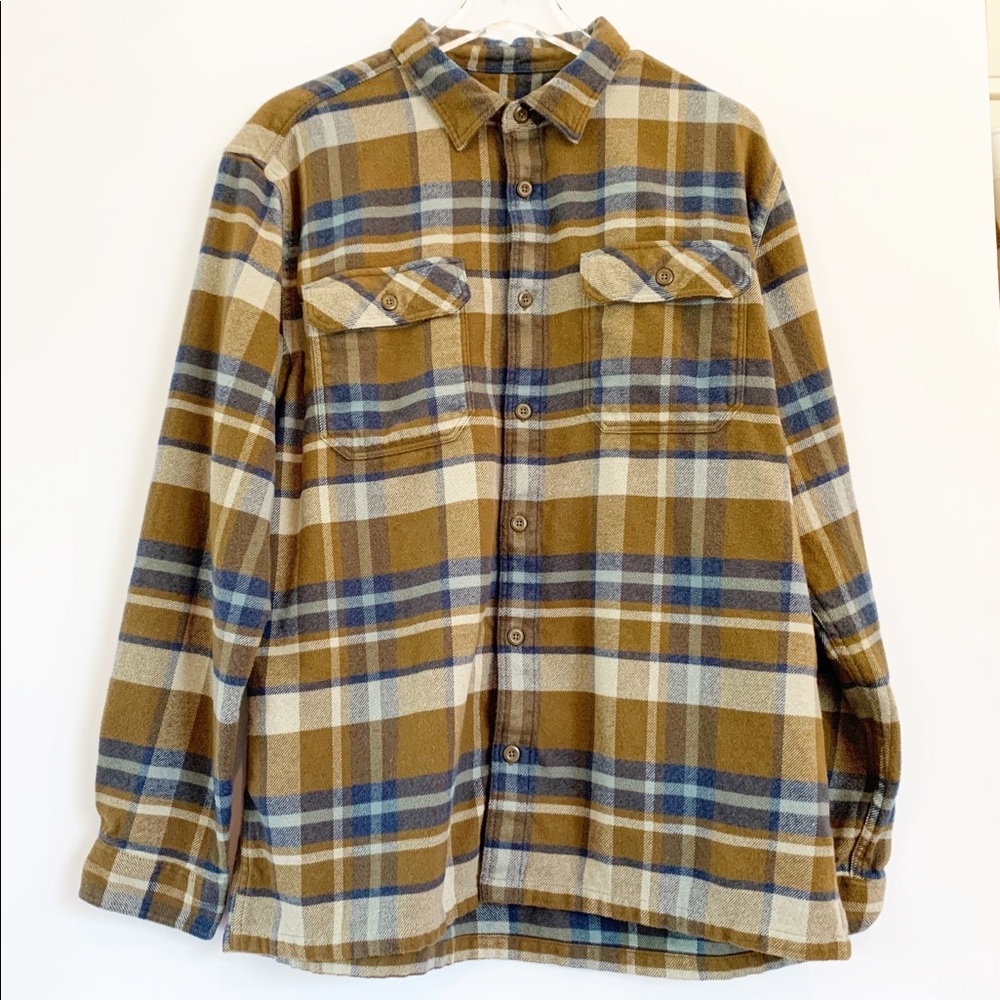 Patagonia Lightweight Plaid Flannel Button Down L